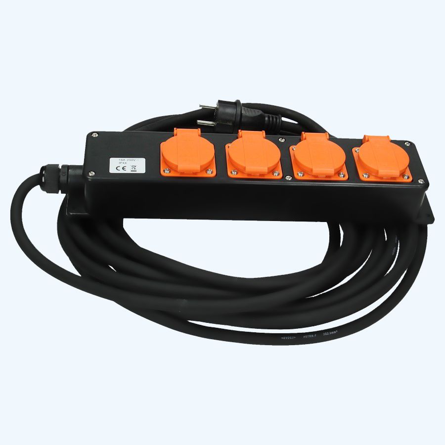 4-voudig verdeelblok 5 meter 3x2,5mm2 Neopreen 4-voudig verdeelblok 5 meter 3x2,5mm2 Neopreen